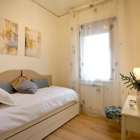 Casa Al Mulino, Facing Walls Apartment Lucca