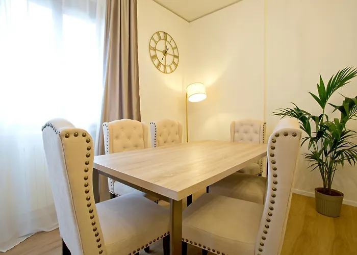 아파트 Casa Al Mulino, Facing Walls