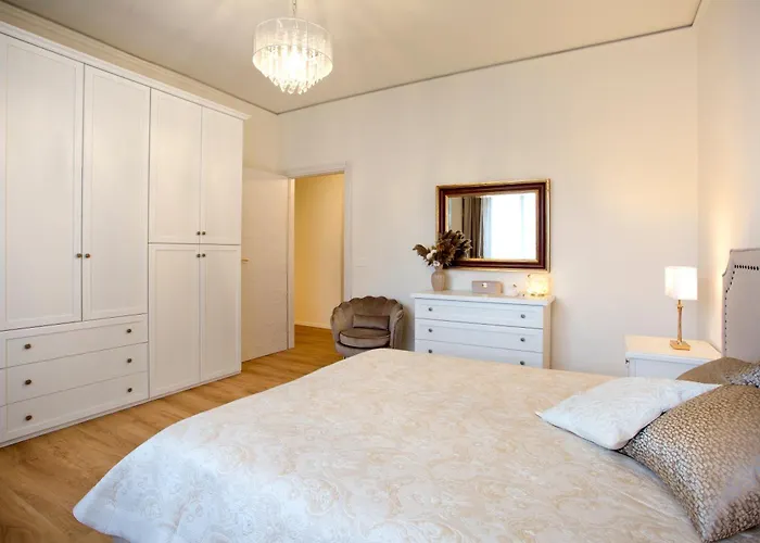 아파트 Casa Al Mulino, Facing Walls